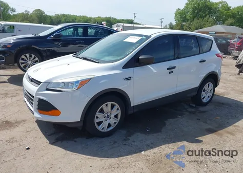 2014 Ford Escape S из США, поврежденный, VIN 1FMCU0F76EUB26414